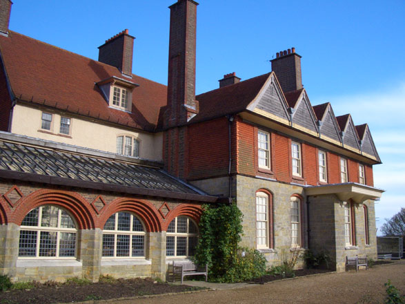 Descriptive Image Name